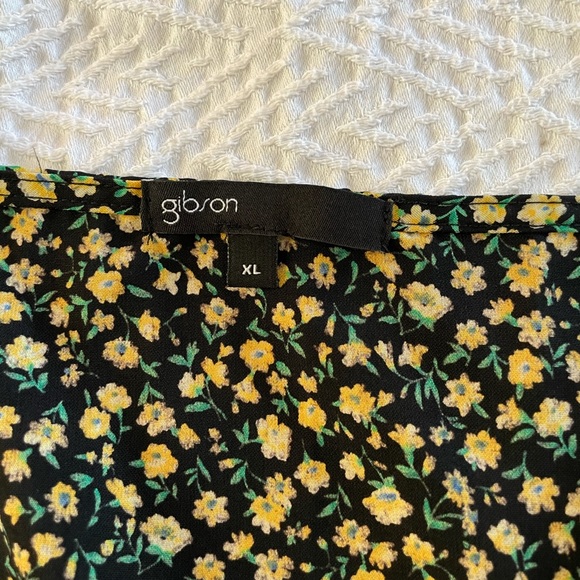 X Large Gibson Floral Top - Picture 6 of 7